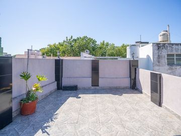 Venta Ph 3 amb Flores -Terraza Sin expensas