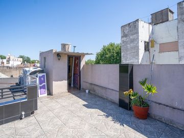 Venta Ph 3 amb Flores -Terraza Sin expensas