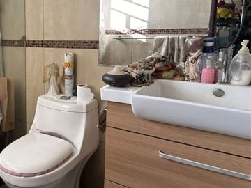 Casa en Venta en jose domingo cañas con campo de deportes