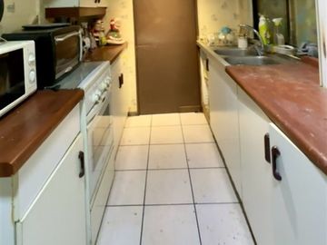 Casa en Venta en jose domingo cañas con campo de deportes