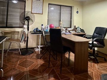 Casa en Venta en jose domingo cañas con campo de deportes