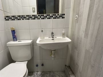 Casa en Venta en jose domingo cañas con campo de deportes