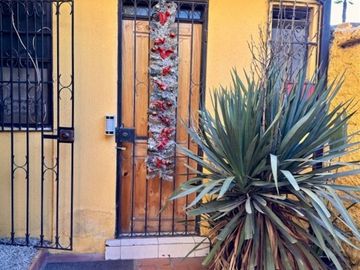 Casa en Venta en jose domingo cañas con campo de deportes