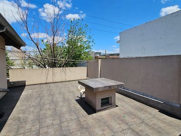 VENTA CASA 5 AMBIENTES HAEDO FINANCIA PERMUTA