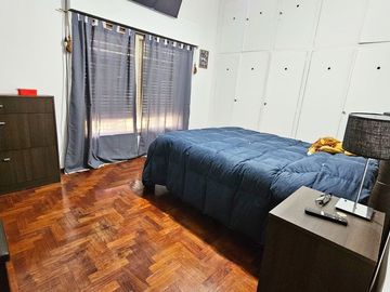 VENTA CASA 5 AMBIENTES HAEDO FINANCIA PERMUTA