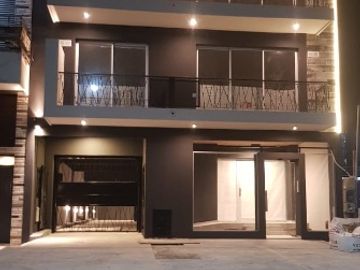 Piso en venta en Bernal Centro