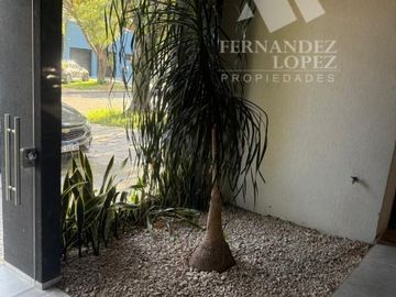 Piso en venta en Bernal Centro