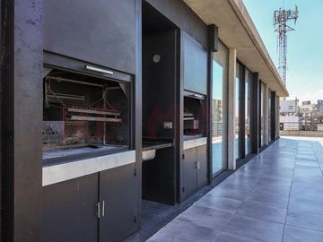 Monoambiente c/ patio a la venta (Coghlan)