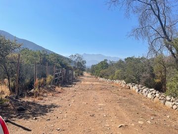 Vende Parcela imponente vista a cerro La Campana.