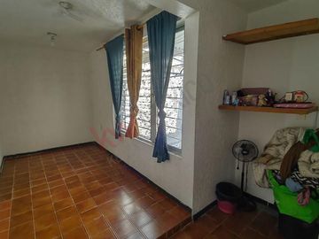 Departamento en 2do nivel en venta en Fracc. Los Laureles
