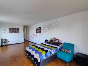 Departamento en 2do nivel en venta en Fracc. Los Laureles