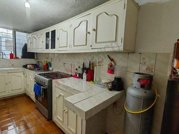Departamento en 2do nivel en venta en Fracc. Los Laureles