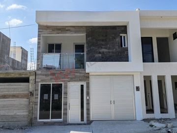 Casa nueva en Venta en Fracc. Tres Marías en zona Norte Poniente