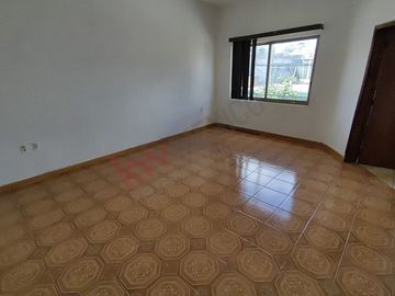 Casa en venta a 5 cuadras del parque central de Berriozabal