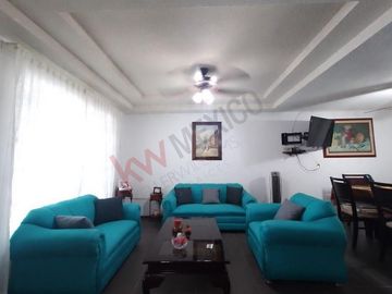 Casa en venta en privada cerrada en El Fracc. El Diamante.