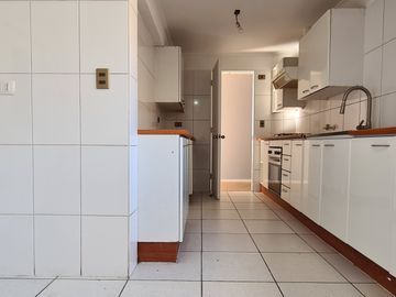 VENTA CASA  3 DORM VALLE LO CAMPINO