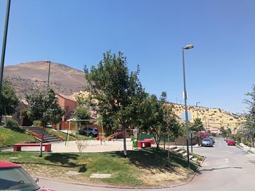 VENTA CASA  3 DORM VALLE LO CAMPINO