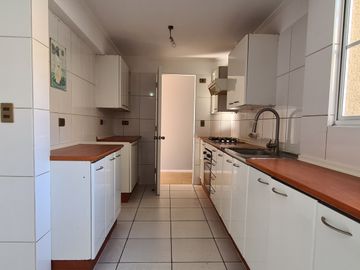 VENTA CASA  3 DORM VALLE LO CAMPINO