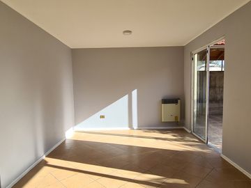 VENTA CASA  3 DORM VALLE LO CAMPINO