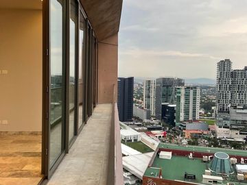 LEGACY - ANDARES - ZAPOPAN