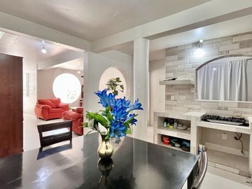 Venta de Casa Amplia en Santa María Guadalupe Las Torres, Cuautitlán Izcalli