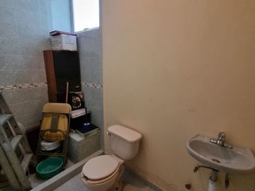 Residencia en Venta con jardines, Casa Club, GYM y Cancha de Tenis
