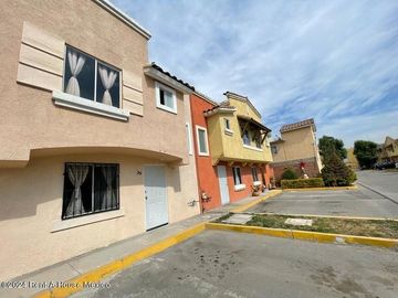 Casa en Venta en Tecámac, Real Granada NC. 24-2649