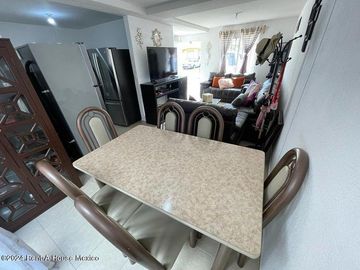 Casa en Venta en Tecámac, Real Granada NC. 24-2649