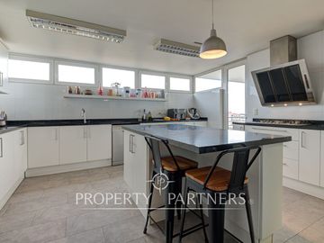 Departamento en venta con amplios espacios y las mejores vistas