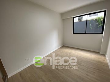 Hermoso departamento de estreno en primer piso con terraza y jardinera en Miraflores