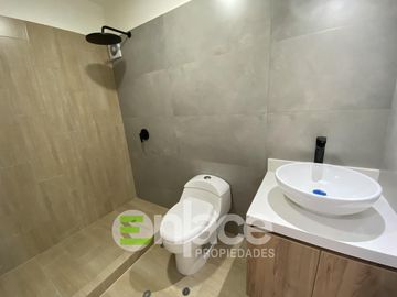 Hermoso departamento de estreno en primer piso con terraza y jardinera en Miraflores
