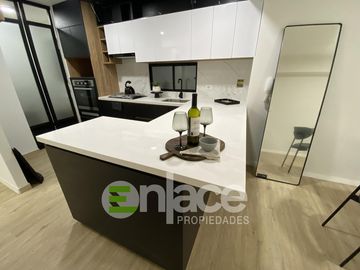 Hermoso departamento de estreno en primer piso con terraza y jardinera en Miraflores