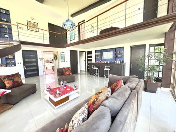 Oportunidad para inversionistas: casa con gran terreno en zona premium de Metepec