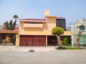 BOSQUE DE ECHEGARAY, CASA EN VENTA 11088