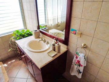 BOSQUE DE ECHEGARAY, CASA EN VENTA 11088