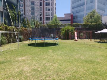 Residencia en venta en Santa Cruz Buenavista, Puebla.