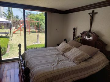 Residencia en venta en Santa Cruz Buenavista, Puebla.