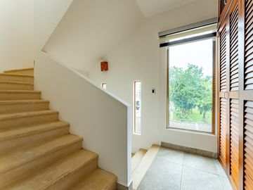 Casa en Venta con Doble Terreno - Residencial Arbolada, Cancún