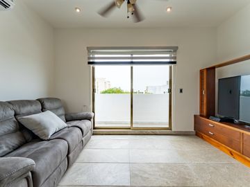 Casa en Venta con Doble Terreno - Residencial Arbolada, Cancún