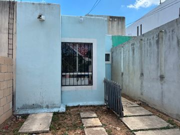 Casa en venta en Paseos Chacmol, junto al CONALEP III – Cancún