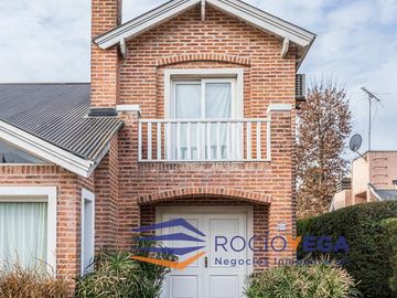 Casa a la venta en country Banco Provincia
