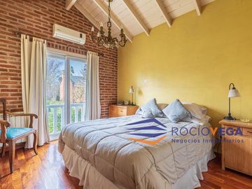 Casa a la venta en country Banco Provincia