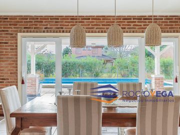 Casa a la venta en country Banco Provincia