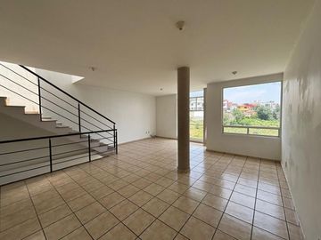 Casa en Venta, Lomas de Valle Dorado, 3 Recamaras