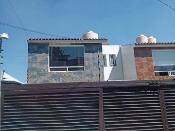 Casa en Venta, Lomas de Valle Dorado, 3 Recamaras