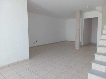 Casa en Venta, Lomas de Valle Dorado, 3 Recamaras