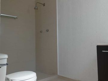 Casa en Venta, Lomas de Valle Dorado, 3 Recamaras