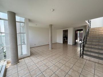 Casa en Venta, Lomas de Valle Dorado, 3 Recamaras