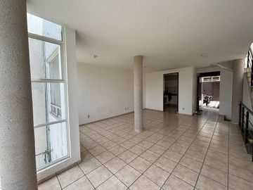 Casa en Venta, Lomas de Valle Dorado, 3 Recamaras