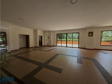 EXCLUSIVO APARTAMENTO EN VENTA EN EL POBLADO